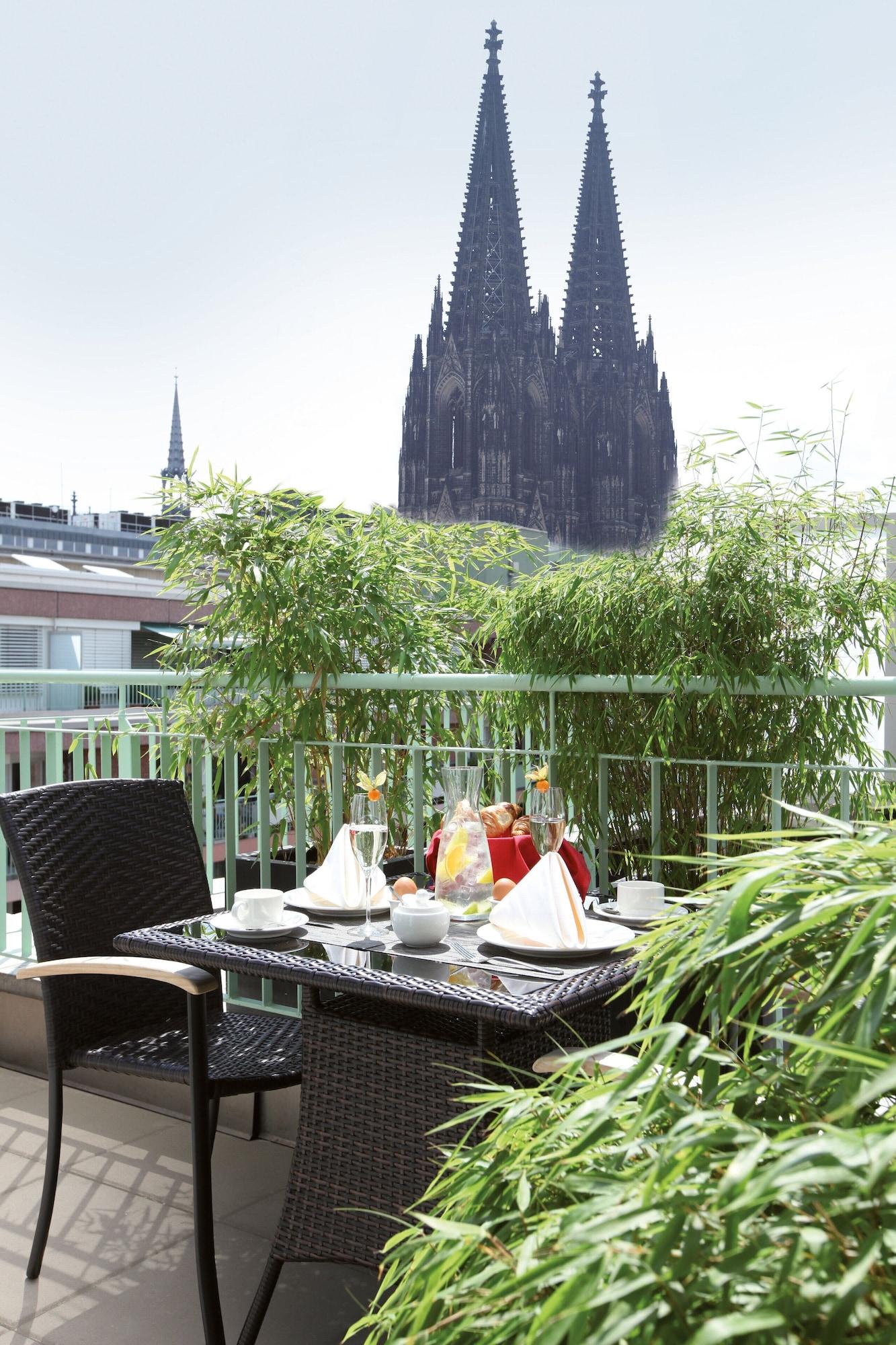 Lindner Hotel Cologne Am Dom, Part Of Jdv By Hyatt Exterior foto